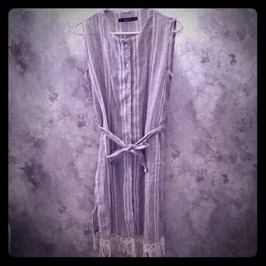 Long shirt with slits on side